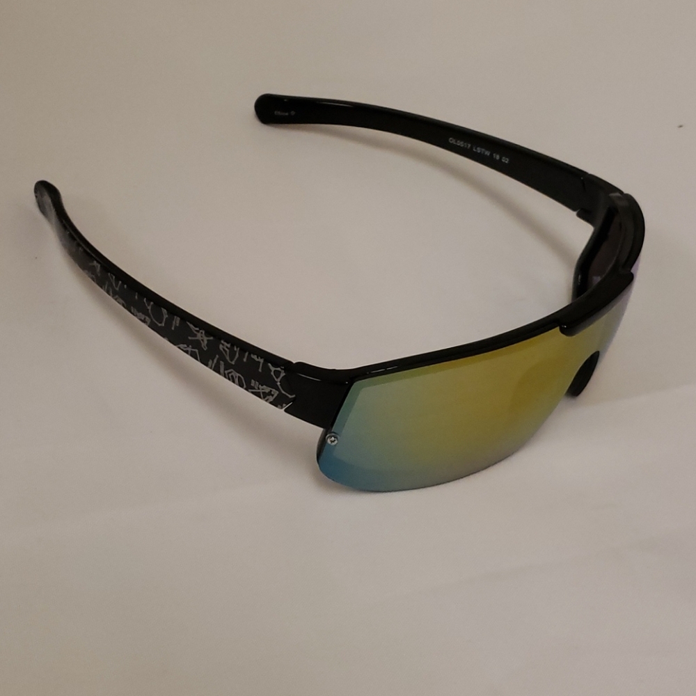 Lucas Film Star Wars Shield Adult Sunglasses Black NWOT